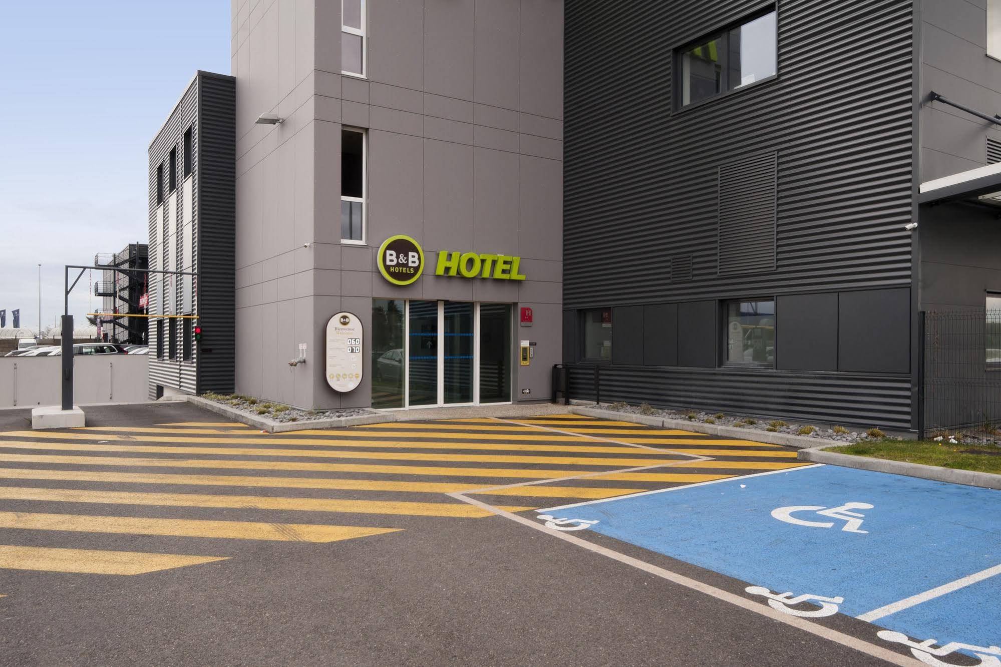 B&B Hotel Lyon Sud Etats-Unis Vénissieux Dış mekan fotoğraf